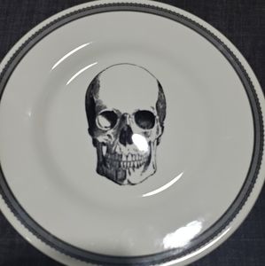 Skull dinner plates